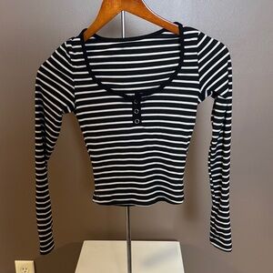 SHEIN Black and White Striped Long Sleeve Tee